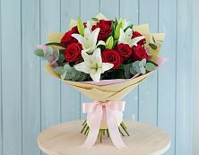 Букет цветов из:  Лилии и Розы в Талицы Пушкинского района