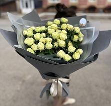 Букет Белые кустовые розы Солинеро #REPLACE_PRED# Талицы Пушкинского района