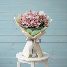 Букет цветов из:  Орхидеи и Розы в Талицы Пушкинского района