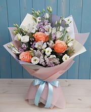 Букет цветов из:  Лизиантусы, Розы, Альстромерии и Гипсофила в Талицы Пушкинского района