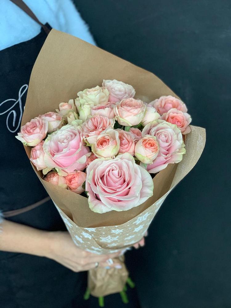 Букет цветов из: Хризантемы и Розы в Талицы Пушкинского района