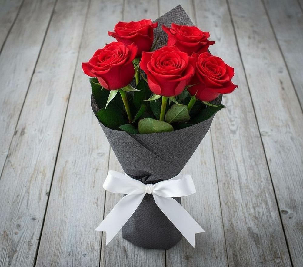 Букет 5 Красных роз Эдлесс Лав в Талицы Пушкинского района
