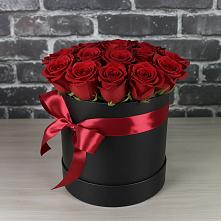 Цветочная композиция из Розы в шляпной коробке #REPLACE_PRED# Талицы Пушкинского района