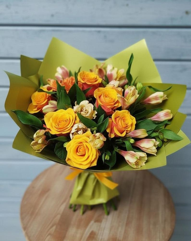 Букет цветов из: Альстромерии и Розы в Талицы Пушкинского района